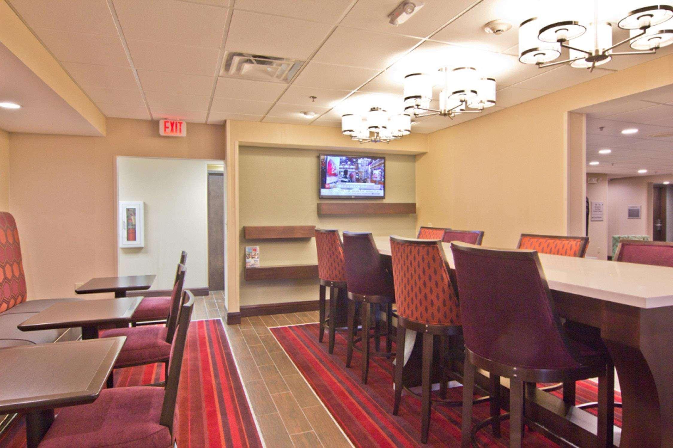 Hampton Inn Columbus-South Grove City Exteriér fotografie